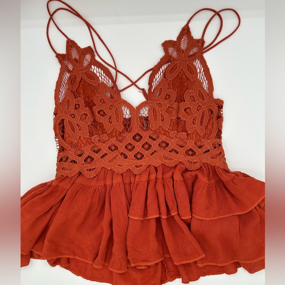 Free People Adella Cami Top Winding Roads NWT - Picture 3 of 7
